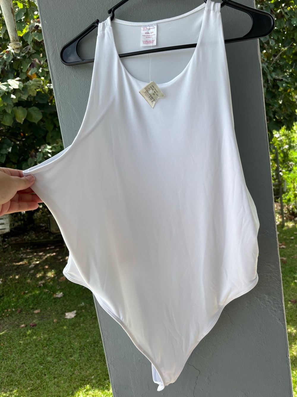 No Boundaries White Sleeveless Scoop Neck Bodysuit